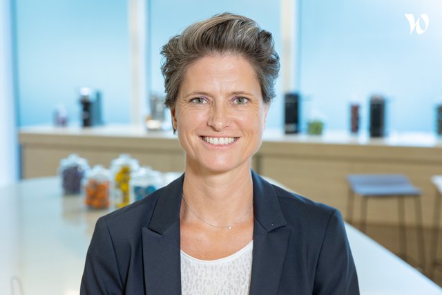 Rencontrez Charlotte, Responsable de boutique - Nespresso