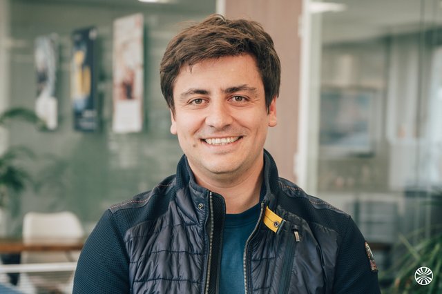 Rencontrez Théo, Chef de projet opérationnel - DECADE